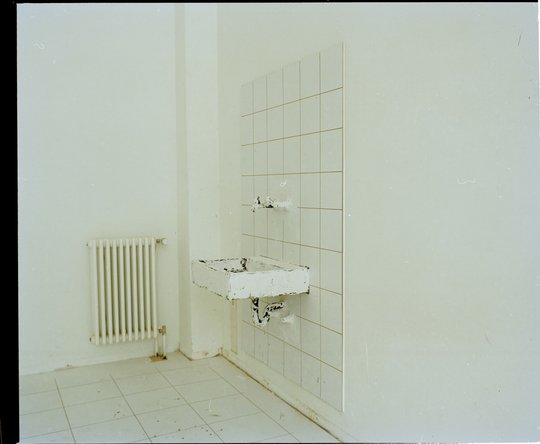 Markus-Lutter_Bildhauerei_Waschsalon_2010_0